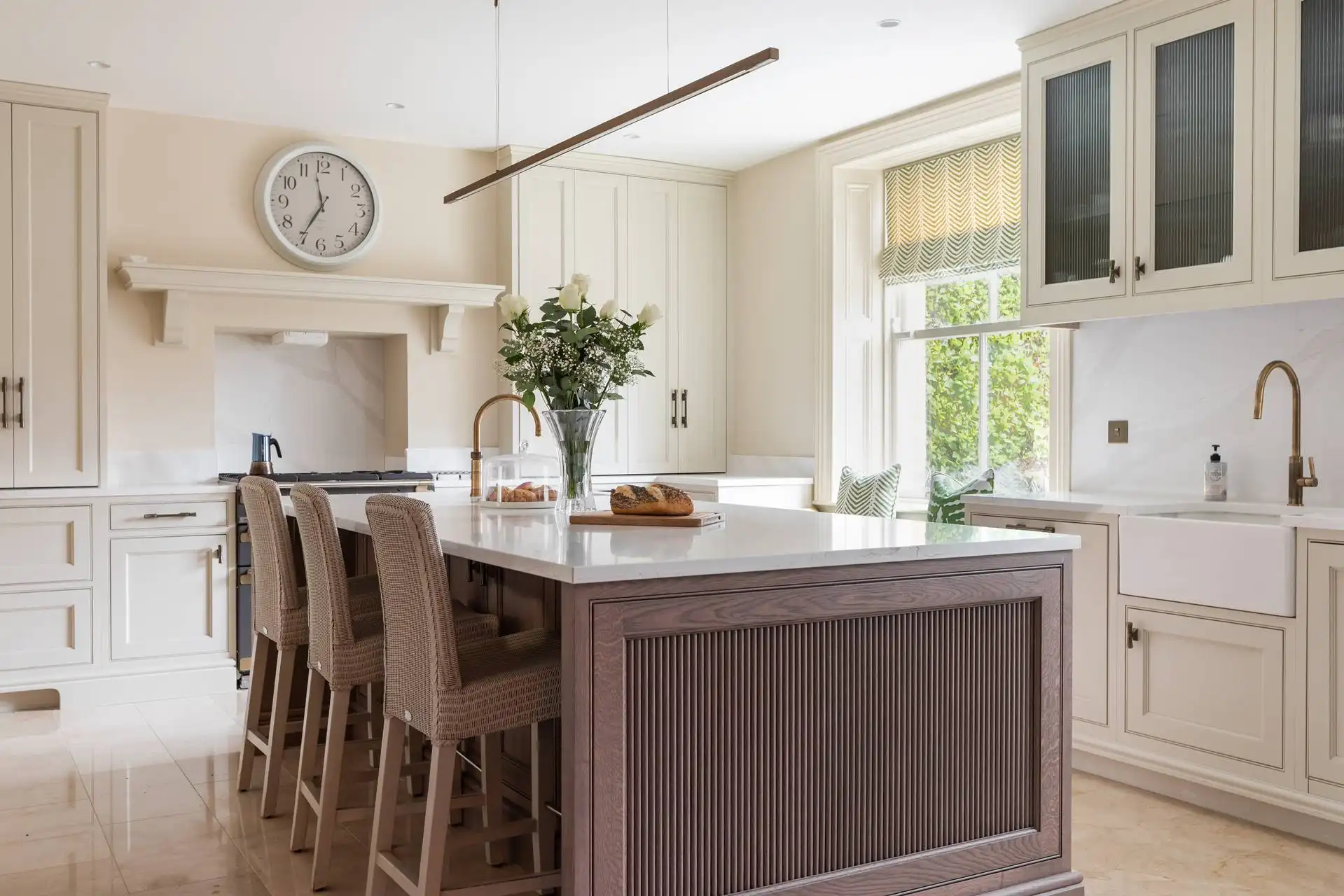 Bespoke In-Frame Kitchen with Reeded Smoked Oak Island and Calacatta Gold Quartz Dorans